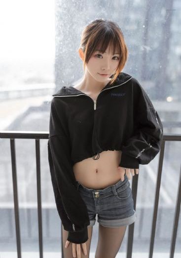 总裁开会揉捏秘书双乳_DVD在线观看