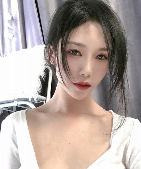 菠萝蜜成人在线_BD国语超清免费观看