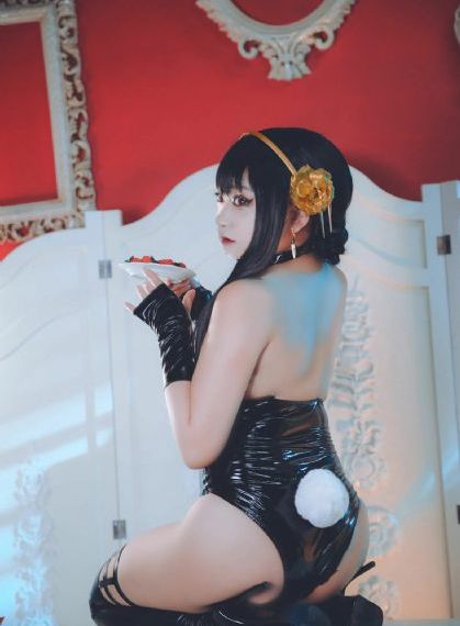 美女的胸被狂揉gif_高清完整视频
