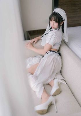 小喷泉1v3po_国产剧在线播放观看